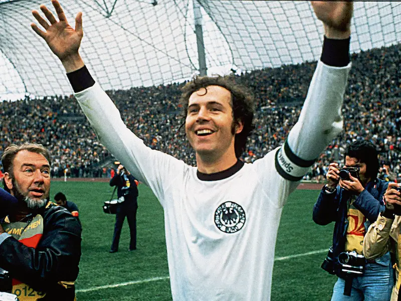 Chưa một cầu thủ nào có thể đạt tầm đẳng cấp như Beckenbauer